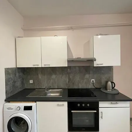 Godin P2 3eme Etage Διαμέρισμα Νιμ
